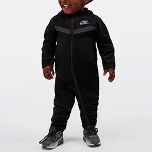 Nike infant baby boy toddler Kids Black Footed One Piece tech suit 9m